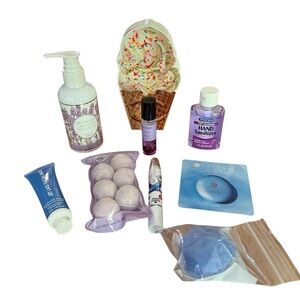 Makeup & Skincare Bundle with Fashion Ice Cream Cone Decor